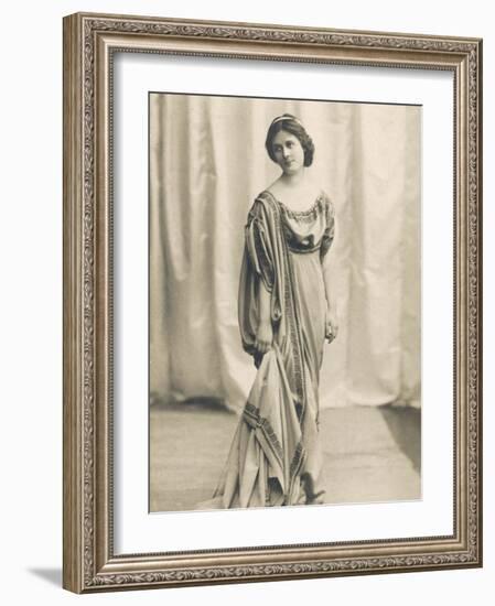 Isadora Duncan American Dancer in a Long Robe-null-Framed Photographic Print