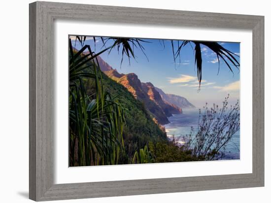 Island Experience, Hiking the Na Pali Coast, Kauai, Hawaii-Vincent James-Framed Photographic Print