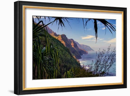 Island Experience, Hiking the Na Pali Coast, Kauai, Hawaii-Vincent James-Framed Photographic Print