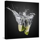 Fresh Limes!-Isma Yunta-Photographic Print