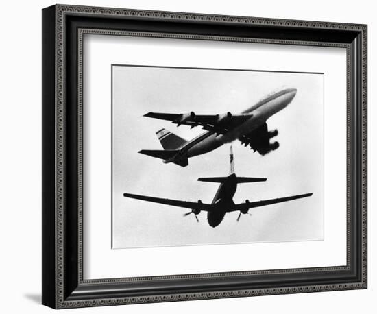 Israeli El Al Boeing 747 and a Propeller HS 748 Nearly Miss One Another, June 1948-null-Framed Photographic Print