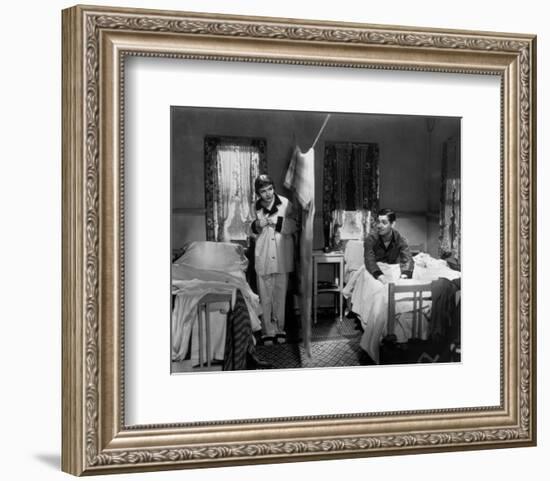 It Happened One Night (1934)-null-Framed Photo