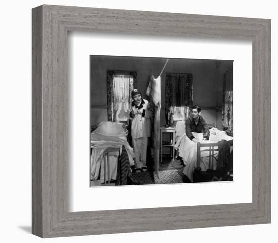 It Happened One Night (1934)-null-Framed Photo