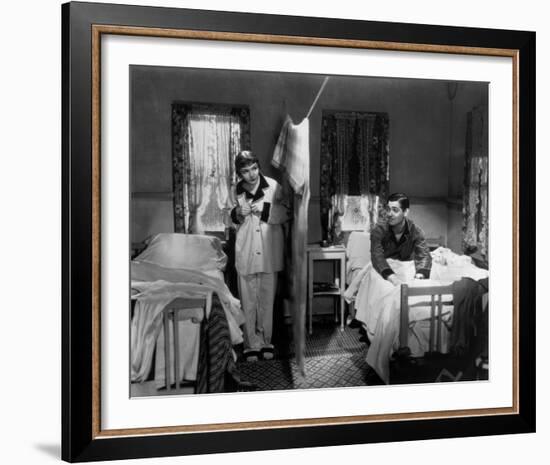 It Happened One Night (1934)-null-Framed Photo