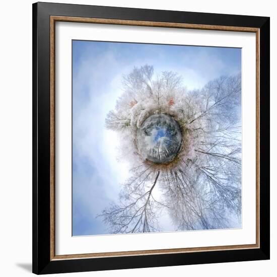 It's a Small World 33-Philippe Sainte-Laudy-Framed Photographic Print