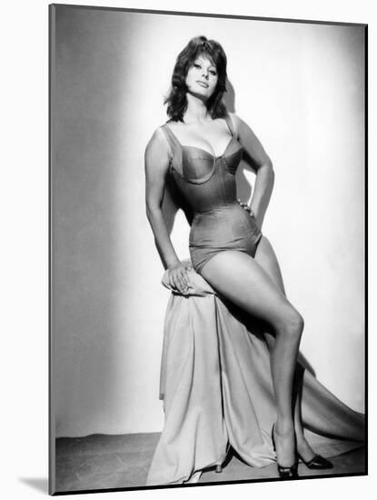 It Started in Naples, Sophia Loren, 1960-null-Mounted Photo