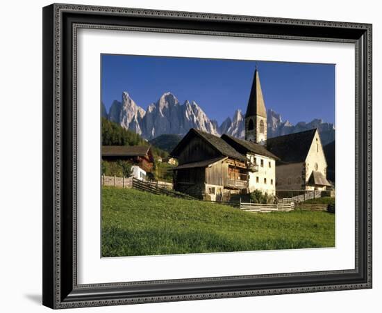 Italien, Sv¼dtirol, Dolomiten, Villnv?VŸtal, St. Magdalena, Geislerspitzen, Berglandschaft-Thonig-Framed Photographic Print