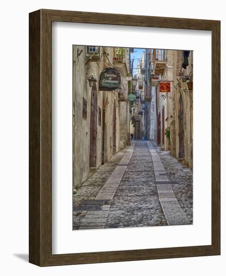 Italy, Apulia, Foggia, Vieste. A picturesque alley in Vieste old town.-Julie Eggers-Framed Photographic Print