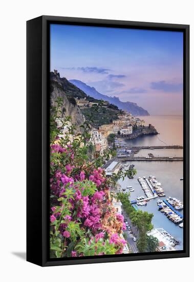 Italy, Campagnia, Amalfi Coast, Amalfi. The town of Amalfi.-Francesco Iacobelli-Framed Premier Image Canvas