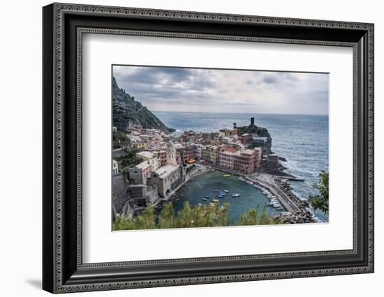 Italy, Cinque Terre, Vernazza-Rob Tilley-Framed Photographic Print