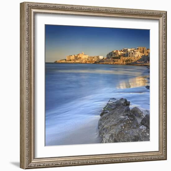 Italy, Italia. Apulia, Puglia, Foggia district. Gargano, Vieste.-Francesco Iacobelli-Framed Photographic Print