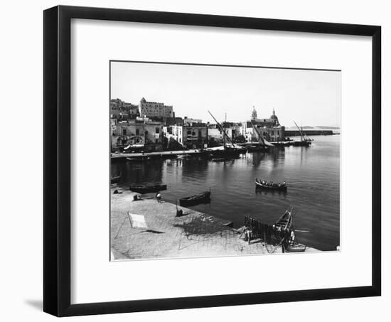 Italy, Naples, Pozzuoli, Panoramic View of City and Gulf-null-Framed Giclee Print