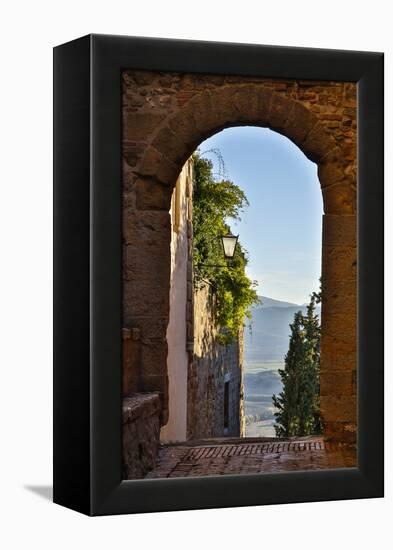 Italy, Pienza, Doorway to Tuscany-Hollice Looney-Framed Premier Image Canvas