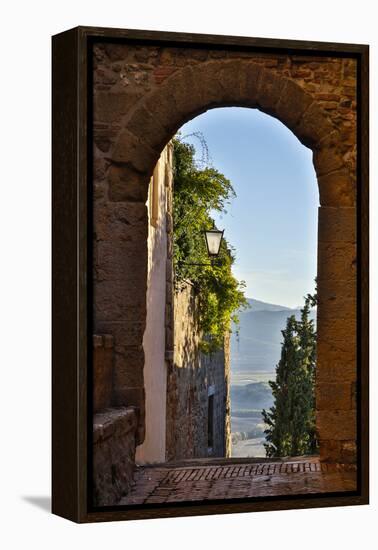 Italy, Pienza, Doorway to Tuscany-Hollice Looney-Framed Premier Image Canvas
