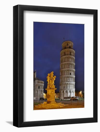 Italy, Pisa, Leaning Tower of Pisa-Hollice Looney-Framed Photographic Print