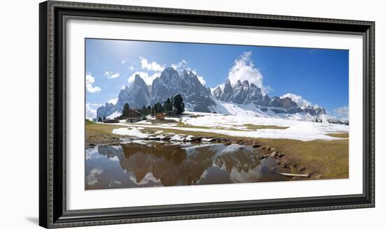 Italy, South Tyrol, the Dolomites, Geislergruppe (Gruppo Delle Odle) Mountains, Gschnagenhardt Alps-Alfons Rumberger-Framed Photographic Print