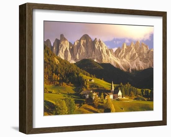 Italy, South Tyrol, Villn?Tal, St. Magdalena, Mountains, 'Geislerspitzen', Autumn-Thonig-Framed Photographic Print