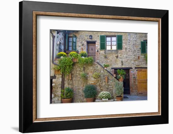 Italy, Tuscany, Courtyard-John Ford-Framed Photographic Print