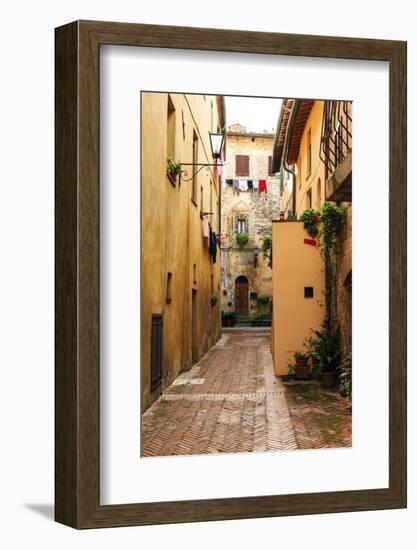 Italy, Tuscany, province of Siena, Chiusure. Hill town. Narrow passageway.-Emily Wilson-Framed Photographic Print