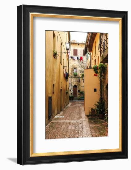 Italy, Tuscany, province of Siena, Chiusure. Hill town. Narrow passageway.-Emily Wilson-Framed Photographic Print