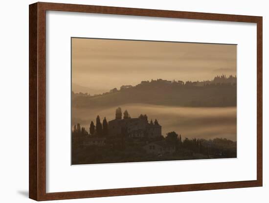 Italy, Tuscany, San Gimignano, farmhouses on ridges with fog at dawn.-Merrill Images-Framed Photographic Print