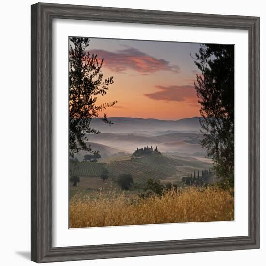 Italy, Tuscany, Siena District, Orcia Valley, Podere Belvedere Near San Quirico D'Orcia-Francesco Iacobelli-Framed Photographic Print