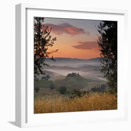 Italy, Tuscany, Siena District, Orcia Valley, Podere Belvedere Near San Quirico D'Orcia-Francesco Iacobelli-Framed Photographic Print