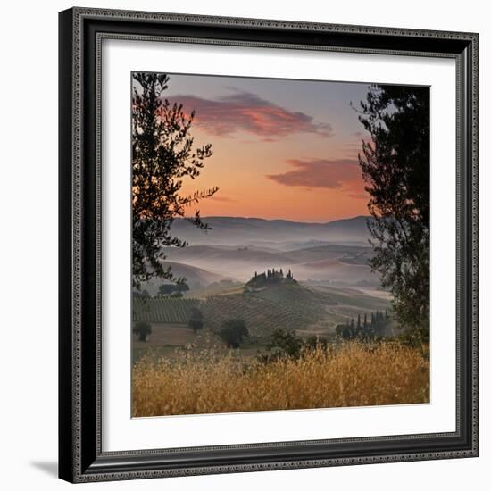 Italy, Tuscany, Siena District, Orcia Valley, Podere Belvedere Near San Quirico D'Orcia-Francesco Iacobelli-Framed Photographic Print