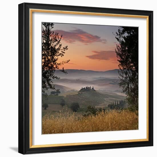 Italy, Tuscany, Siena District, Orcia Valley, Podere Belvedere Near San Quirico D'Orcia-Francesco Iacobelli-Framed Photographic Print