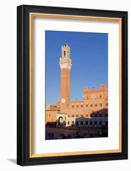 Italy, Tuscany, Sienna - Piazza Del Campo, Palazzo Pubblico, Torre Del Mangia-null-Framed Photographic Print