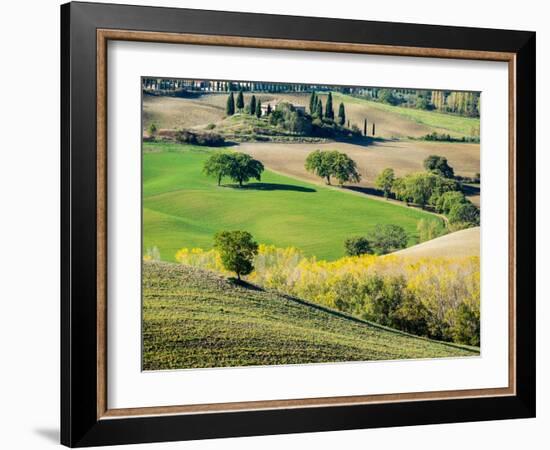 Italy, Tuscany. Tuscan landscape.-Julie Eggers-Framed Photographic Print