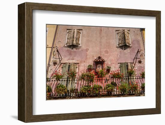 Italy, Veneto, Lake Garda, Torri Del Benaco, Old Town, House Facade, Madonna-Udo Siebig-Framed Photographic Print