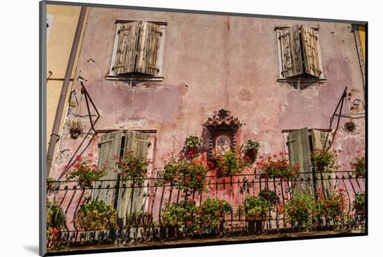 Italy, Veneto, Lake Garda, Torri Del Benaco, Old Town, House Facade, Madonna-Udo Siebig-Mounted Photographic Print
