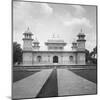 Itmad-Ud-Daulah's Tomb, Agra, India, Early 20th Century-H & Son Hands-Mounted Giclee Print