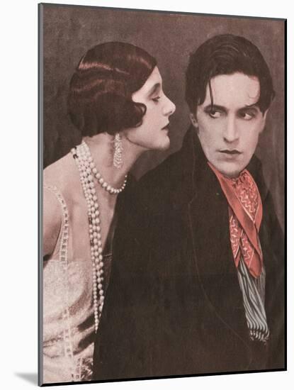 Ivor Novello, Pictorial-null-Mounted Photographic Print