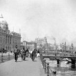 The Bund, Shanghai, China, Early 20th Century-J Dearden Holmes-Framed Photographic Print