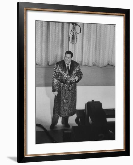 Jackie Gleason, Warming Up the Audience before the TV Show "The Honeymooners"-null-Framed Premium Photographic Print