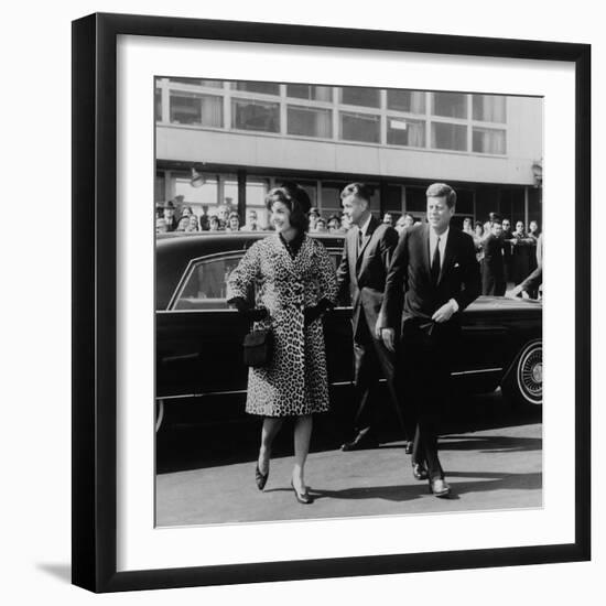 Jackie Kennedy Depart for India in Oleg Cassini Leopard Skin Coat, Mar. 8, 1962-null-Framed Photo