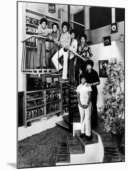 Jackson Five Michael, Marlon, Tito, Jermaine, and Jackie, with Parents Joe and Katherine Jackson-John Olson-Mounted Premium Photographic Print