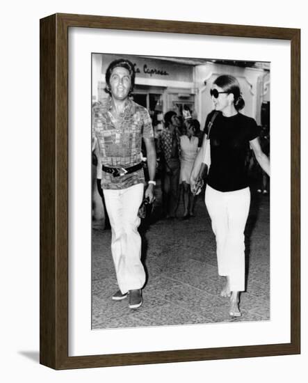 Jacqueline Kennedy Onassis and Fashion Designer Valentino in Capri, Italy, Aug 24, 1970-null-Framed Photo