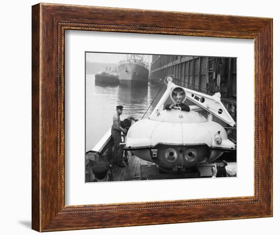 Jacques Cousteau (1910-1997)-null-Framed Photographic Print