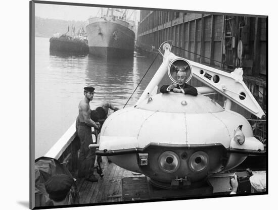 Jacques Cousteau (1910-1997)-null-Mounted Photographic Print