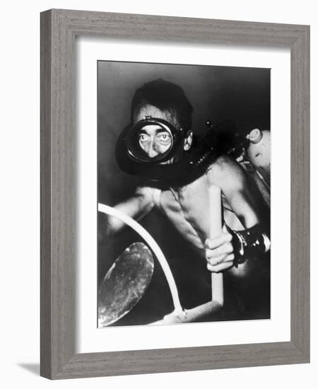 Jacques Cousteau (1910-1997)-null-Framed Photographic Print