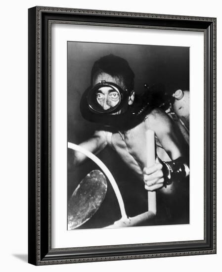 Jacques Cousteau (1910-1997)-null-Framed Photographic Print