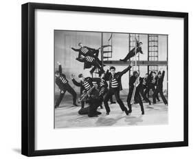 Jailhouse Rock, Elvis Presley (Center), 1957-null-Framed Photo