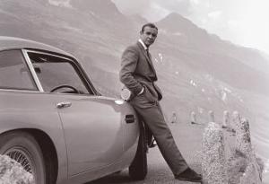 James Bond: Aston Martin