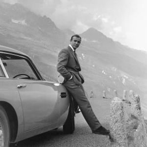 James Bond: Aston Martin