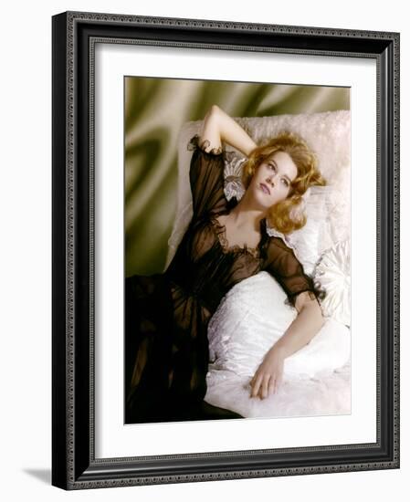 Jane Fonda dans les annees 60 (photo)-null-Framed Photo