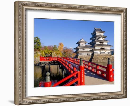 Japan, Central Honshu (Chubu), Nagano Prefecture, Matsumoto, Matsumoto-jo (Matsumoto Castle)-Gavin Hellier-Framed Photographic Print