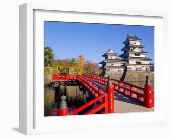 Japan, Central Honshu (Chubu), Nagano Prefecture, Matsumoto, Matsumoto-jo (Matsumoto Castle)-Gavin Hellier-Framed Photographic Print